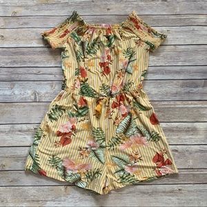 1ST KISS TROPICAL PRINT ROMPER SZ 7